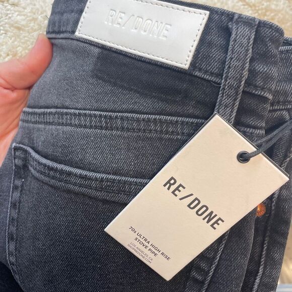 Re/Done Ultra High Rise Raw Hem Stove Pipe 29” Jeans - Picture 4 of 6